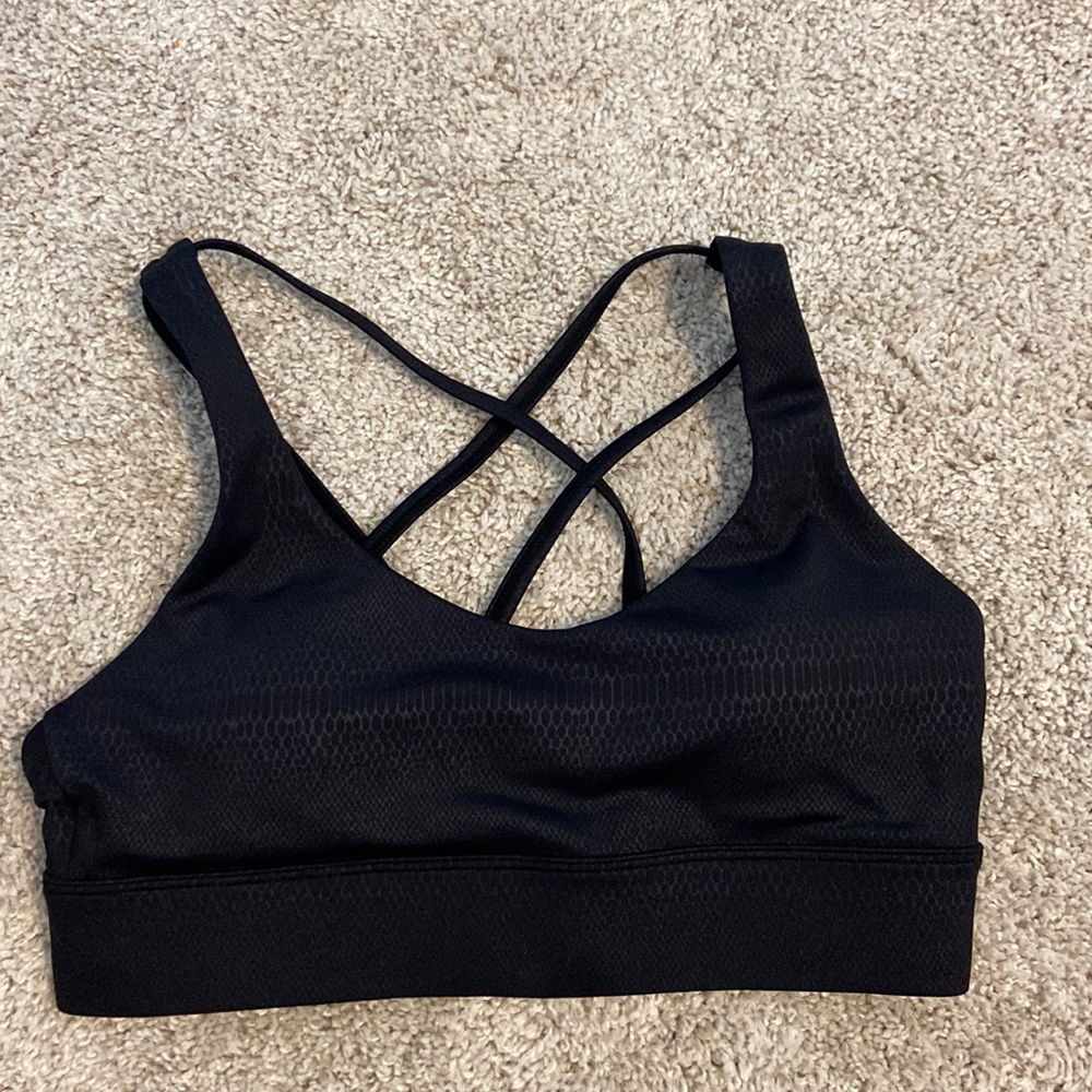Zyia light and tight strappy sports bra-M